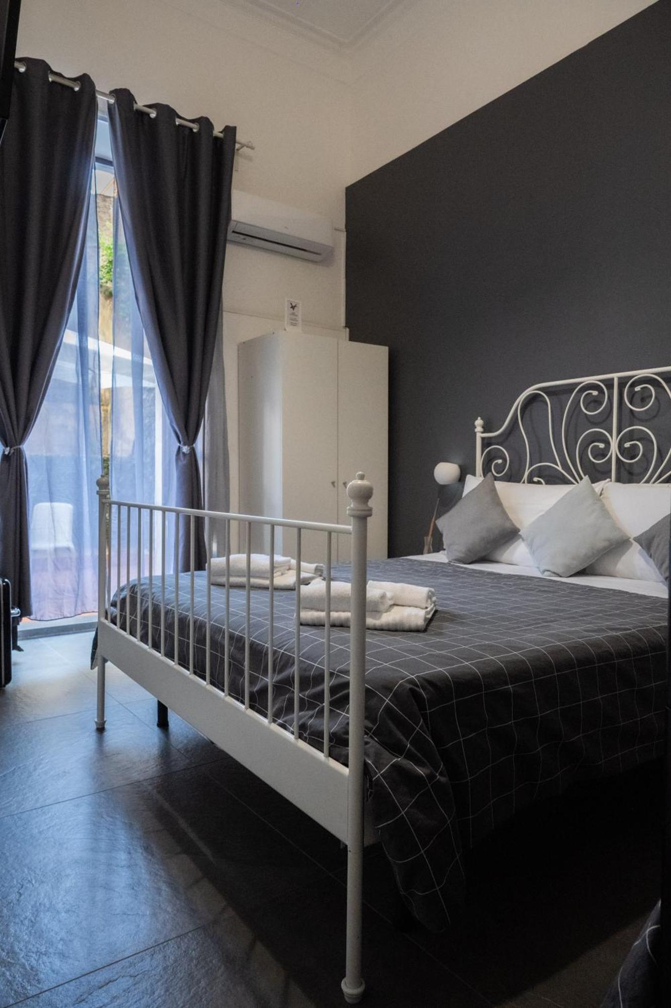 B&B Verga Catania Exterior photo